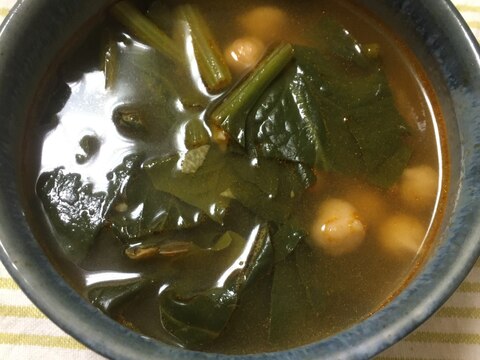 ほうれん草とひよこ豆のスペイン風スープ